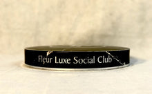 Load image into Gallery viewer, LOUVERTURE PRESERVED ROSES BOX (SOLD OUT)