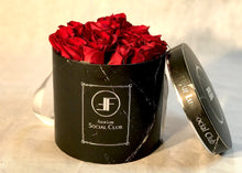 Load image into Gallery viewer, LOUVERTURE PRESERVED ROSES BOX (SOLD OUT)