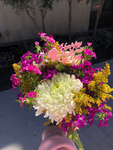 Load image into Gallery viewer, Mother’s Day Bouquet
