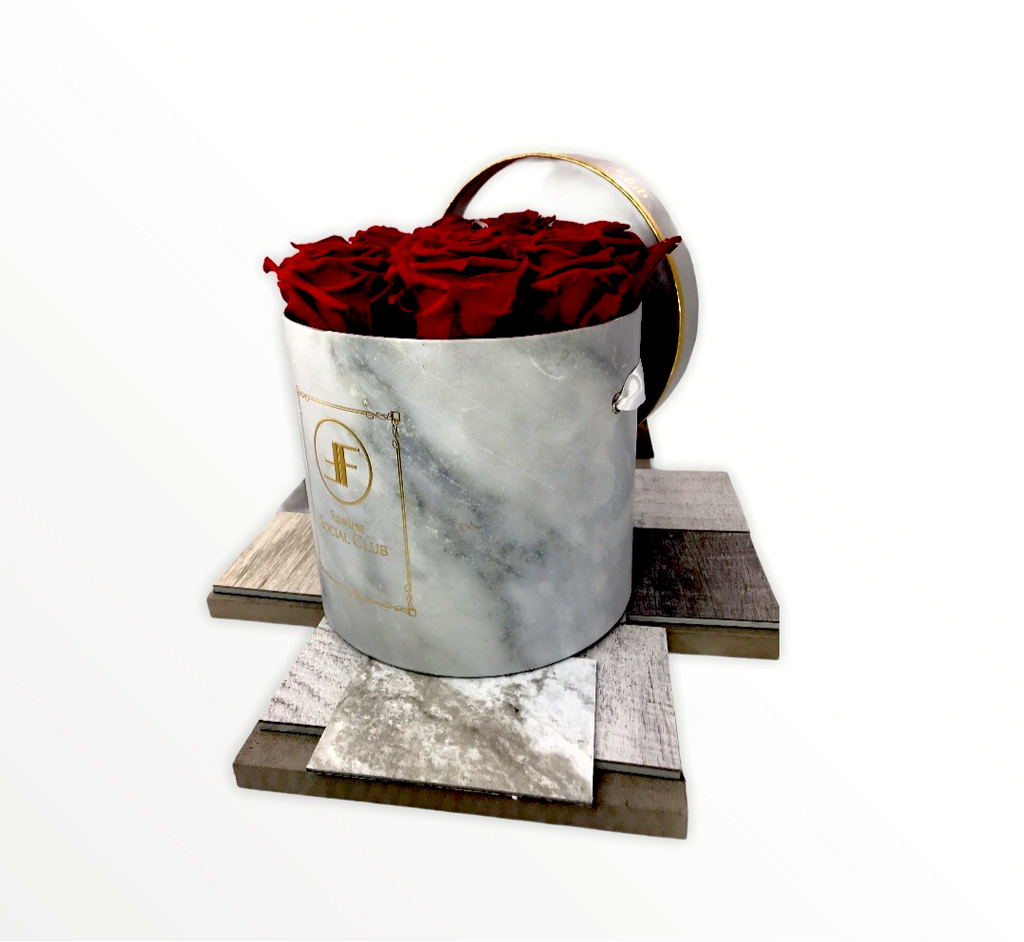 FRANCISCAN PRESERVED ROSES BOX (SOLD OUT)