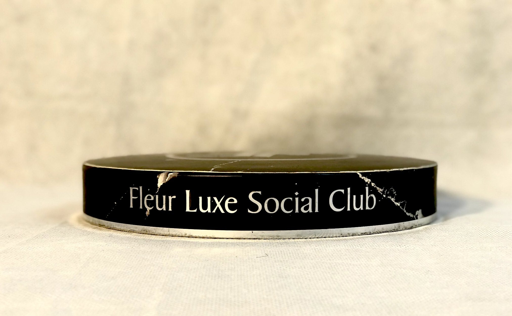 LOUVERTURE PRESERVED ROSES BOX (SOLD OUT)