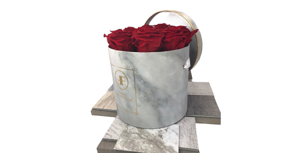 FRANCISCAN PRESERVED ROSES BOX (SOLD OUT)
